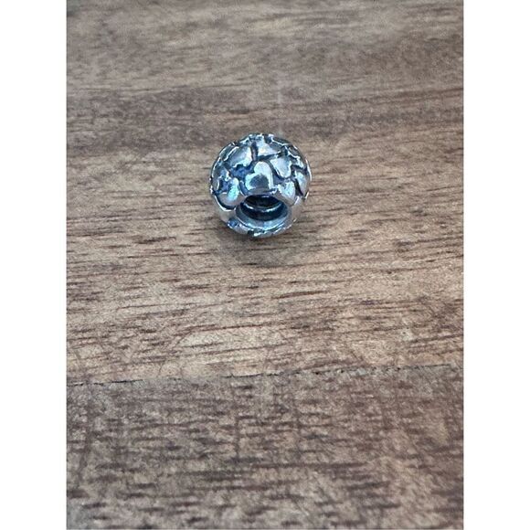 Pandora Lotsa Love Hearts silver charm - Picture 2 of 4